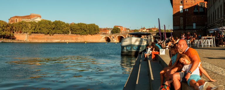 Toulouse Quais face au quai de la Daurade