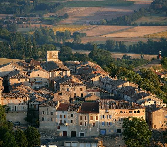 Castelnau de Montmiral