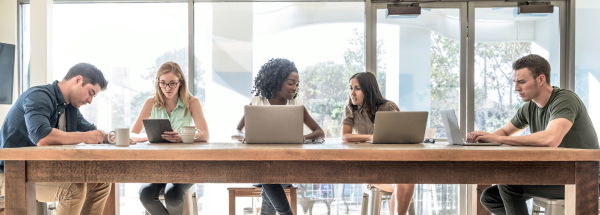 Groupe_de_travail_iStock-681179098Copyright-JohnnyGreig_CRTLOccitanie_0023229_MD