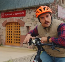 Vidéo Moustachus